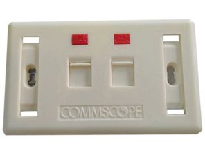 Commscope AM-3022 (272368-2) COMMSCOPE FACE PLATE 2 PORT WITH SHUTTER