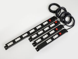 PA-6612B/R 30 AMPS POWER DISTRIBUTION 12 OUTLET W/POWER PLUGS.CABLE 3 M. & PROTECTION